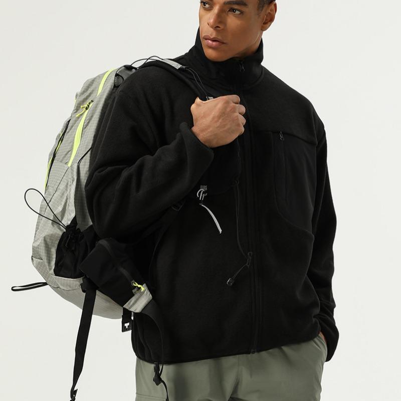 Autumn and Winter New Men's Outdoor Hiking Fleece-lined Warm Sports Jacket