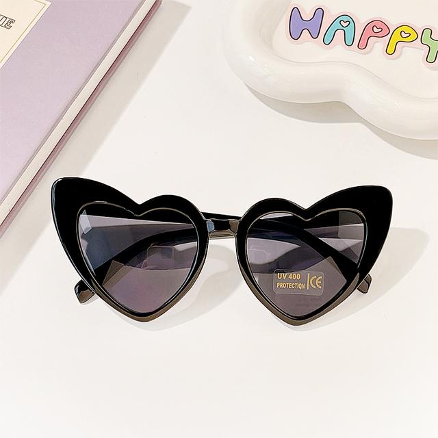 Classic Girls Boys Sunglasses Kids Cute Heart Sunglasses Children Summer Outdoor Lovely Personality Street Shooting Sunglasses