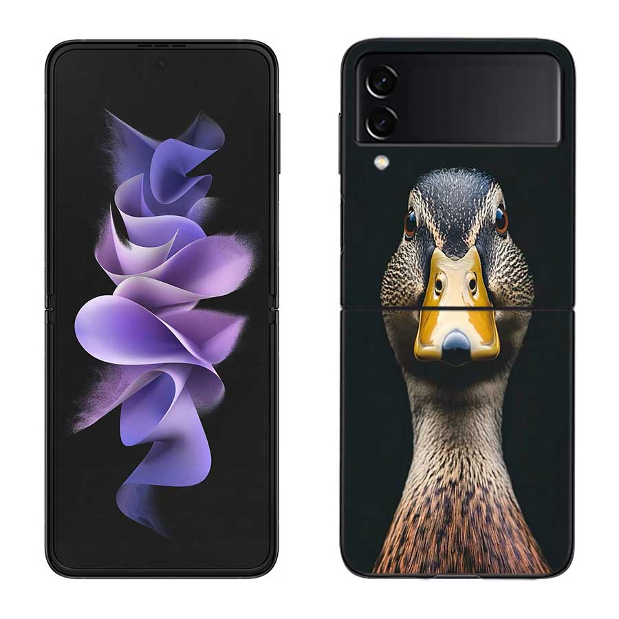 Yellow Duck Phone Case For Samsung Z Flip 7 6 5G Galaxy Z Flip 5 4 3 Black Hard Cell Cover Luxury PC Shell Coque