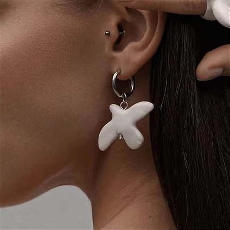 Fashion Metal Geometric Round Ear Hoop White Peace Dove Earrings For Women European American Style Personality Zircon Gift