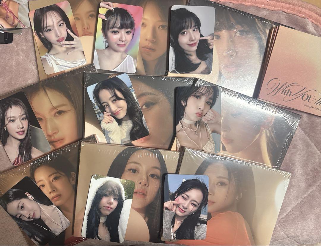 

[USED] TWICE with Youth SOUNDWAVE Digipack