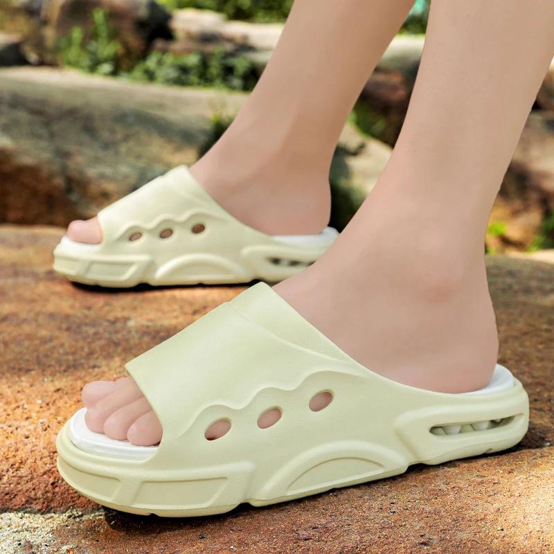 Fashion New Summer Slippers Men's EVA Pure Color Simple Soft Comfortable Fashion Super Fire Trend Shape Two-Color Bottom Flip-Flops