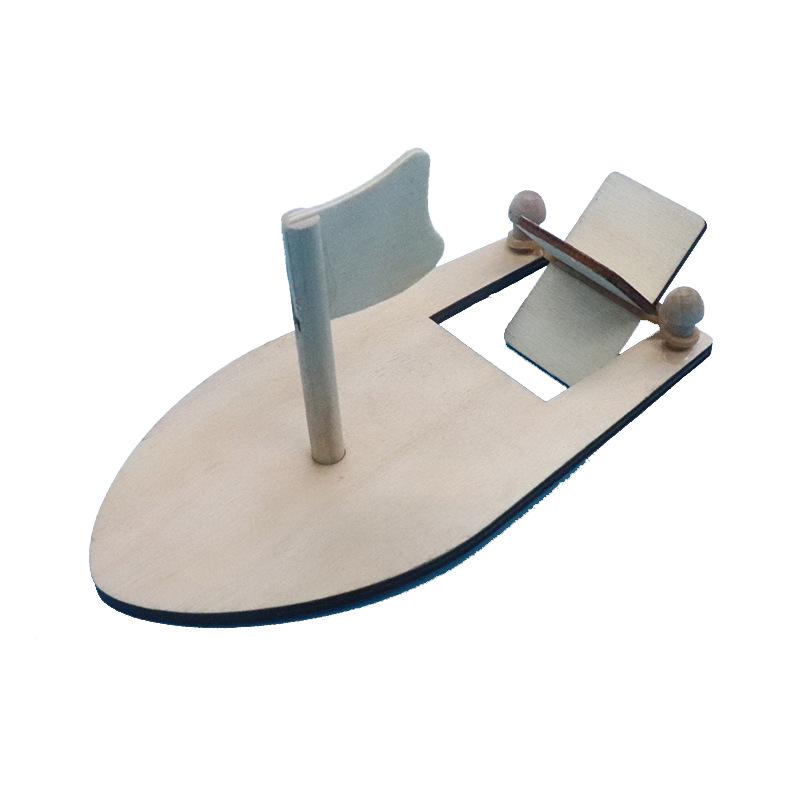 Children s DIY Wooden Sailboat Kit: Rubber Band Powered Creative Science Project 8x8x17 cm