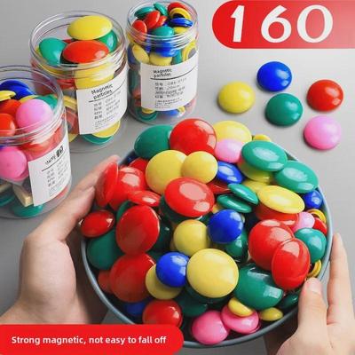 Runda Färgade Magnetiska Klämmor: Starka magnetiska klistermärken för svarta tavlor och whiteboardtavlor.