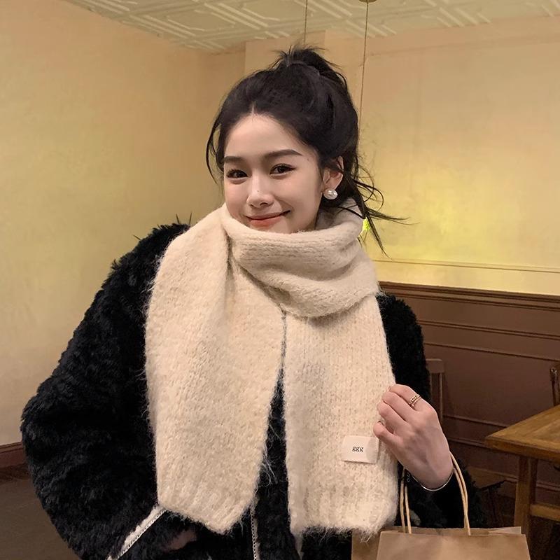 Sweet wind wool blended knitted scarf women's winter new solid color versatile scarf
