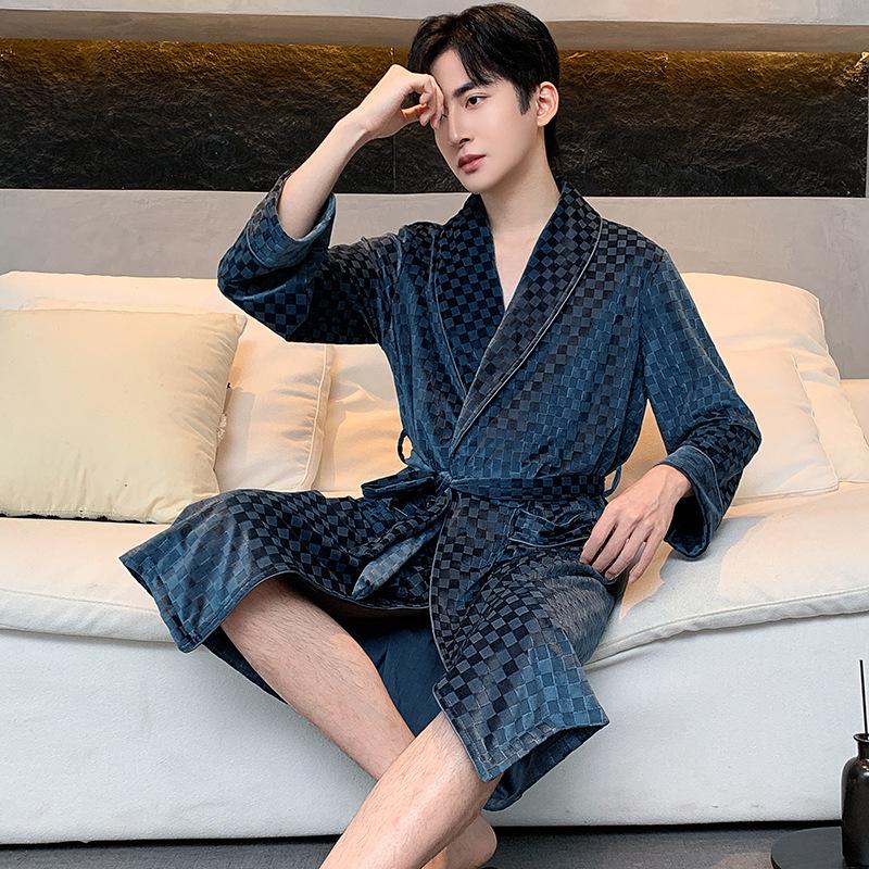 Men's Mid-Length Checkered Velvet Bathrobe - Golden Velvet, Autumn/Winter, Korean Style.