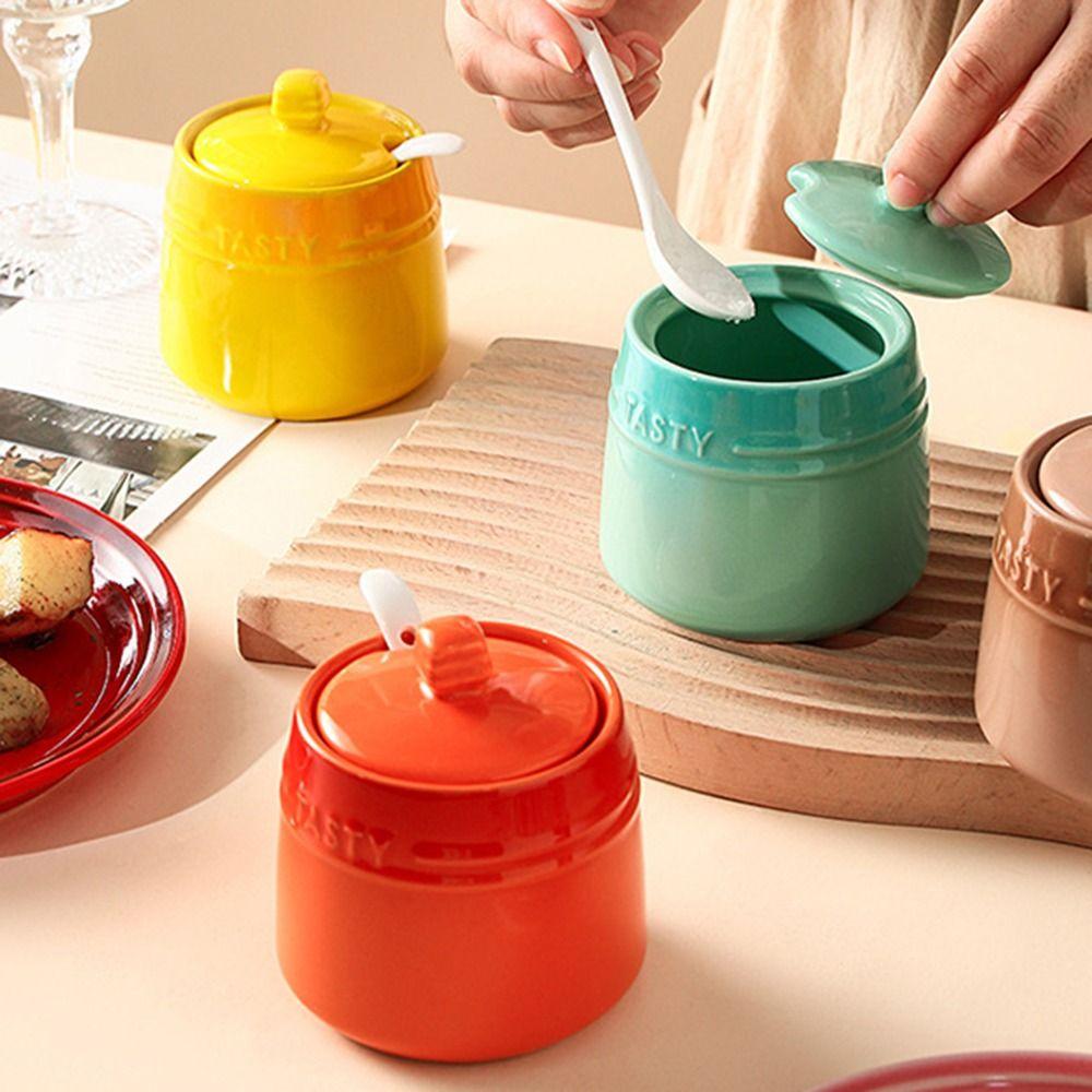 Keramická nádobka na koření s barevným přechodem Víčko Cukřenka Kreativní Kuchyňské Nádoby Pult