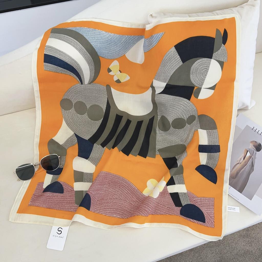 2024 New Fashionable Versatile Silk Scarf 68 Cm Printed Sunscreen Decorative Small Square Scarf Velvet Texture Scarf