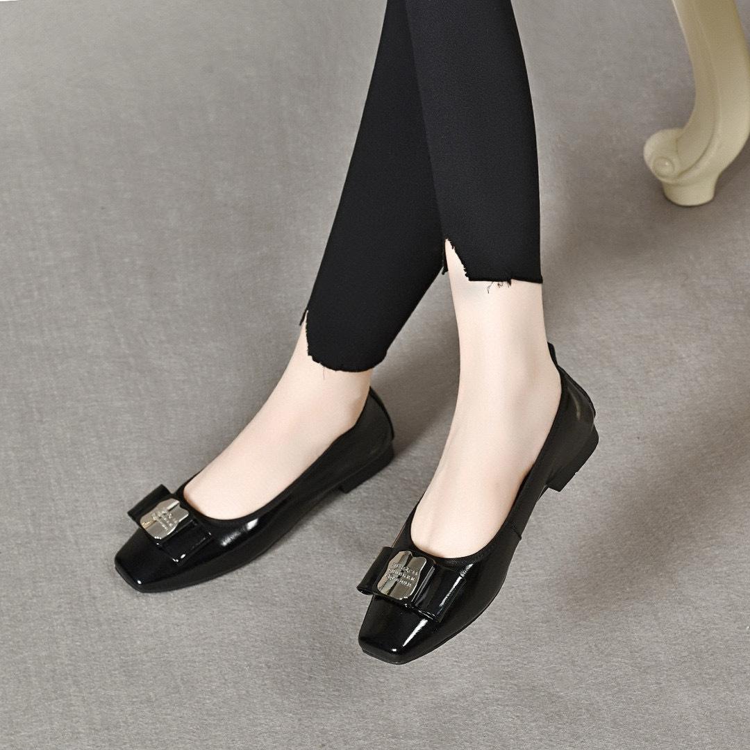 Одиночные туфли на плоской подошве 34 чёрный 5149₽