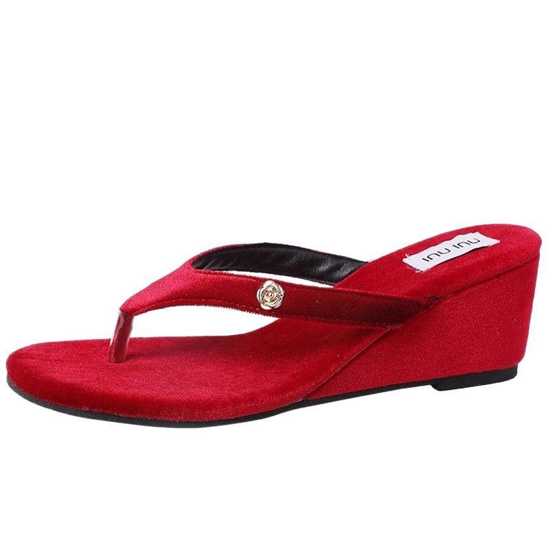 Spring and summer new fashion lightweight cool slippers casual versatile beach shoes flip-flops comfortable women's wedge slippers