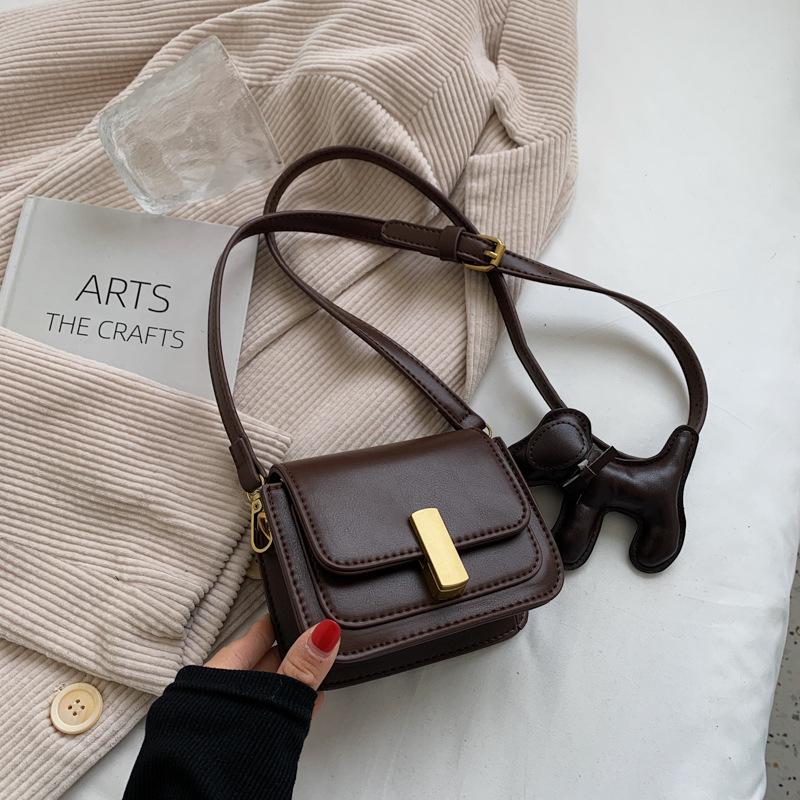Bag Women's Messenger Bag Beautiful Personalized Retro Small Bag 2025 Autumn New Shoulder Armpit Bag Small Square Bag