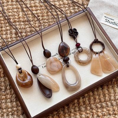 New Chinese Retro Smudge Long Necklace Female Niche Design Sweater Chain Hanging Neck