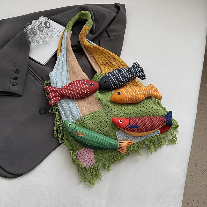 

WTEMPO Ethnic-style Crossbody Single Shoulder Bags with Fish Doll Contrast Color Design Versatile Commuting/Shopping Bags Maillard Style Handbag Gifts 1pc зелёный