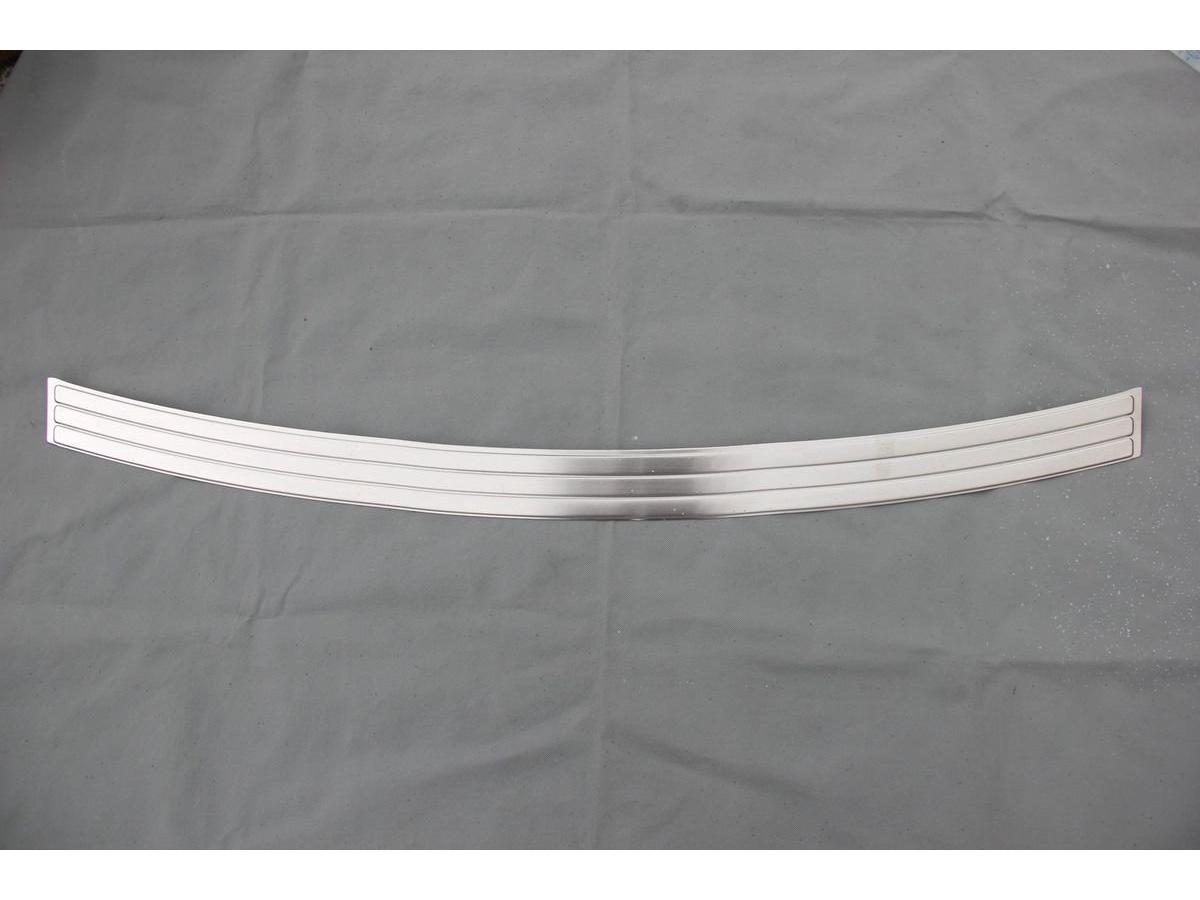 

Накладка на задний бампер Otai для Jeep Liberty (2011-2016 гг.)