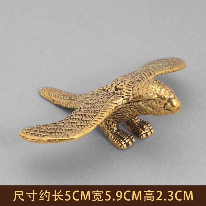 1Pcs Retro Brass Crane Parrot Desktop Decorative Ornaments Metal Animal Sculpture Mini Tea Pet Living Room Home Decoration Gifts