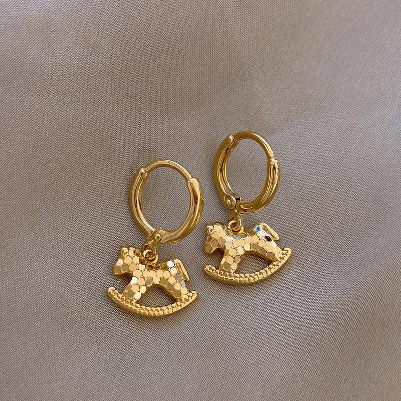 Женские серьги-пони  Холодный ветер  1 pair of earrings золотой