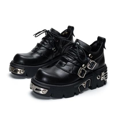 2026 Neuer Dunkler Punk-Stil Damen Gotische Flammenschnitzerei Vintage Rockstiefel Lederschuhe Metall Nische Niedrige Plateauschuhe