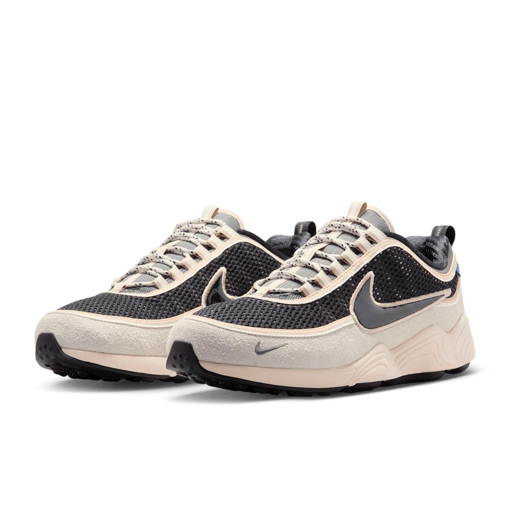 Undefeated x Nike Air Zoom Spiridon SP Phantom Baskets pour Homme Noir Crème Clair HV4847-001