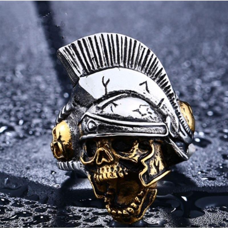 Popular Men's Domineering Machine Gun Helmet Skull Ring