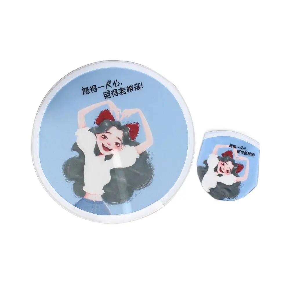 

Fashion Decorative Mini Flying Disk Fan Cartoon with Pocket Hand Fan Collapsible Fan Round Pocket Fan Summer