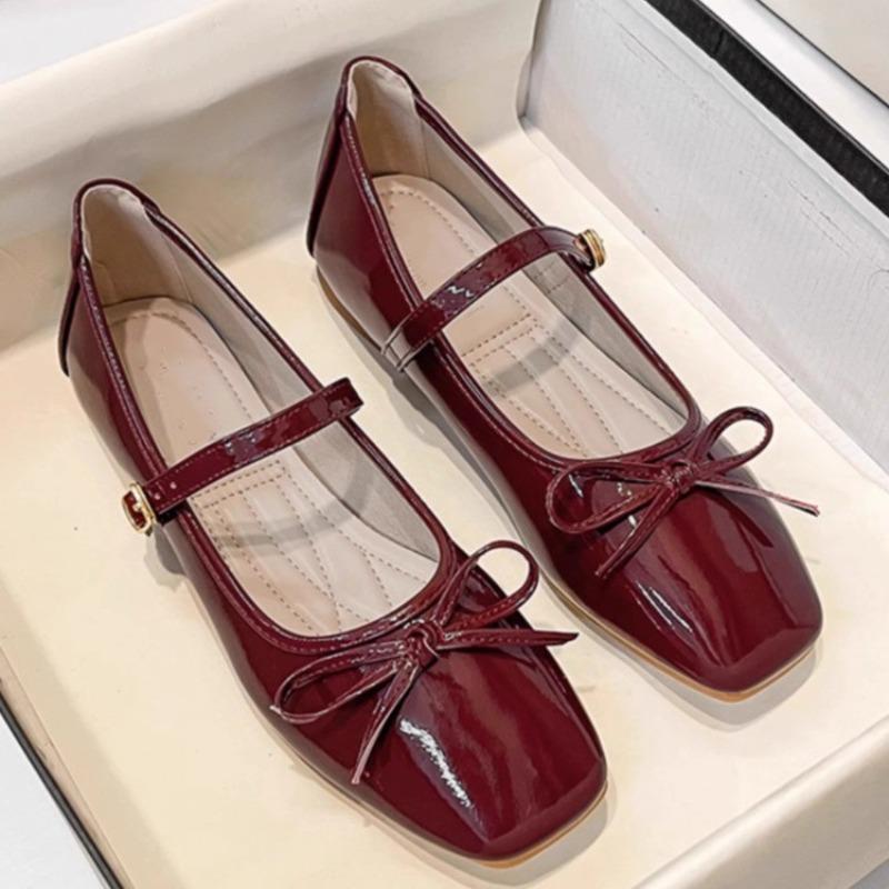 2025 New Hot Selling Vintage Mary Jane Shoes Elegant Bowknot Round Toe Women's Flat Comfort Elastic Ladies Ballerina