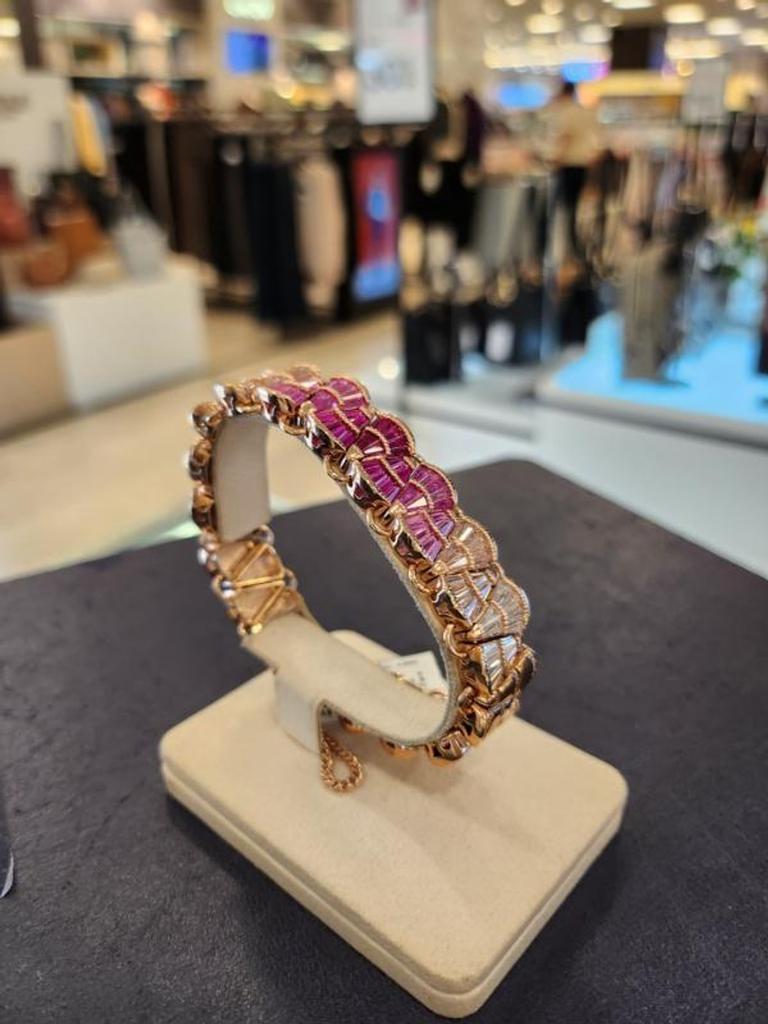 Atria Crystal Panorama Pink Grab Bracelet JTOBAFR0050PKF