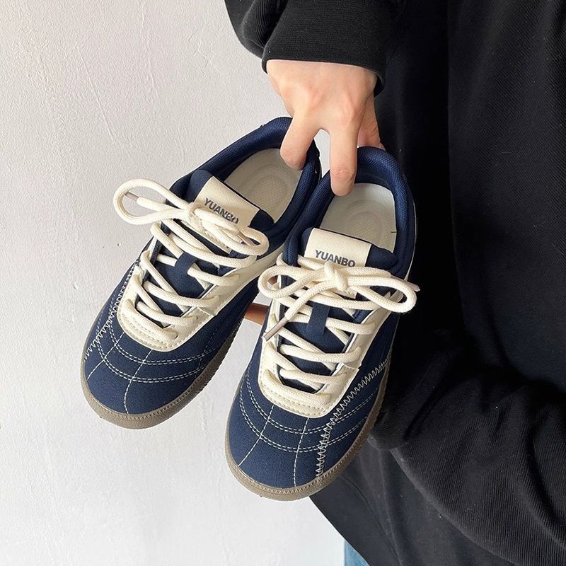 Round Head Shoes Women's Shoes Spring New Retro Board Shoes Niche Non-collision Shoes