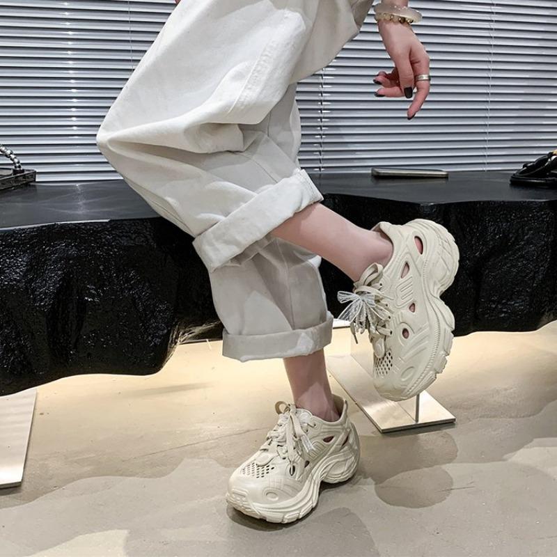 Fashion Hollow Out Breathable Chunky Sneakers Women 2025 Summer Fashion Platform Sports Shoes Woman Non Slip Thick Sole Vulcanized Shoes