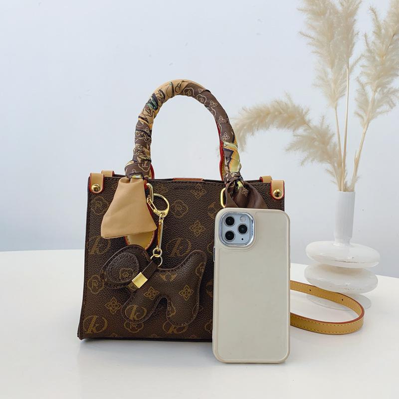 Vintage Print Cross-Border Women's Shoulder Tote - 2025 Niche Design for Middle-Aged Moms