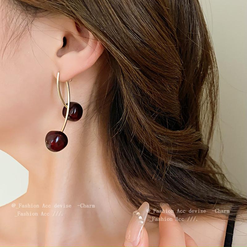 Retro Kirschharz Ohrstecker - Silbernadel, Nischendesign, Leichte Luxusmode