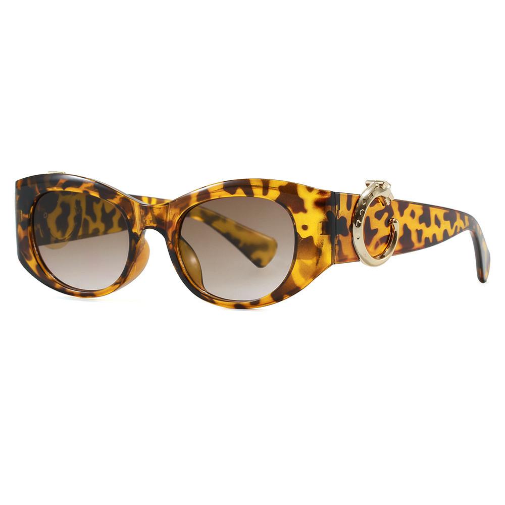 Classic Womens Oversized Sun Glasses With Pc Lenses For Travel And Party Events