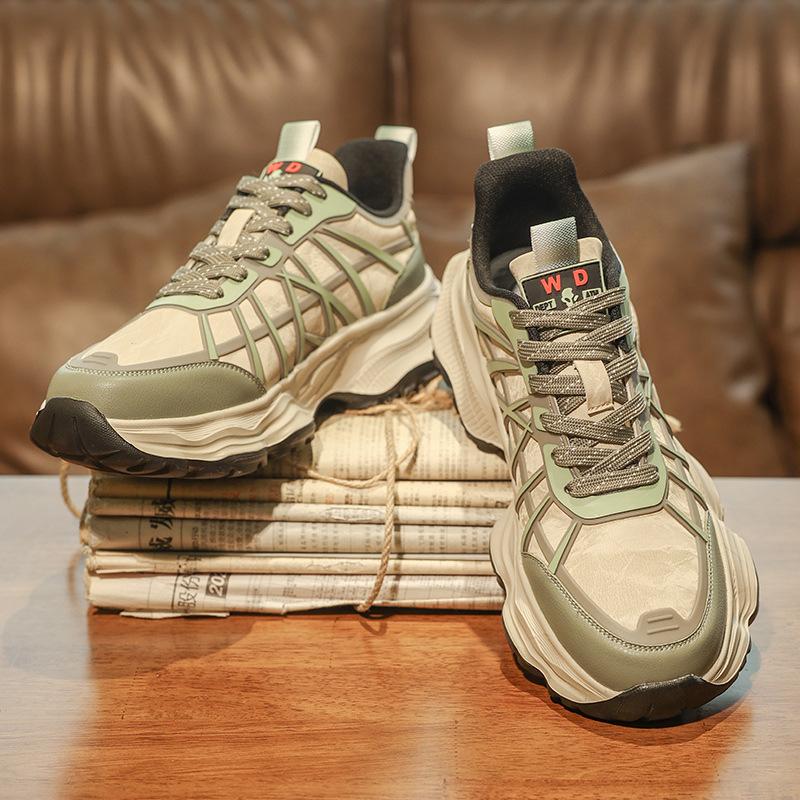 

Зима 2024 мужские новые дышащие повседневные универсальные спортивные кроссовки мужские уличные сетчатые мягкая подошва увеличивающие рост беговые модные кроссовки 44 бежевый