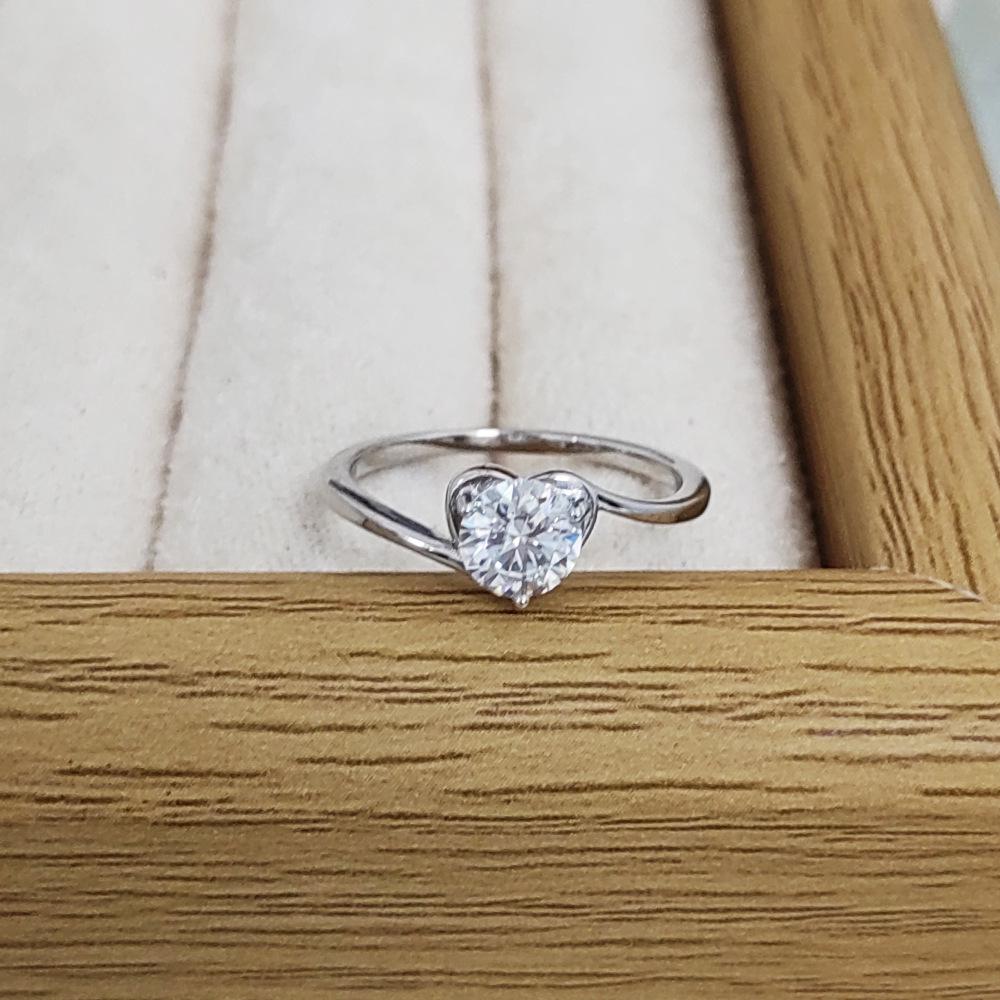 Heartfelt Proposal S925 Sterling Silver Moissanite Heart Ring for Women