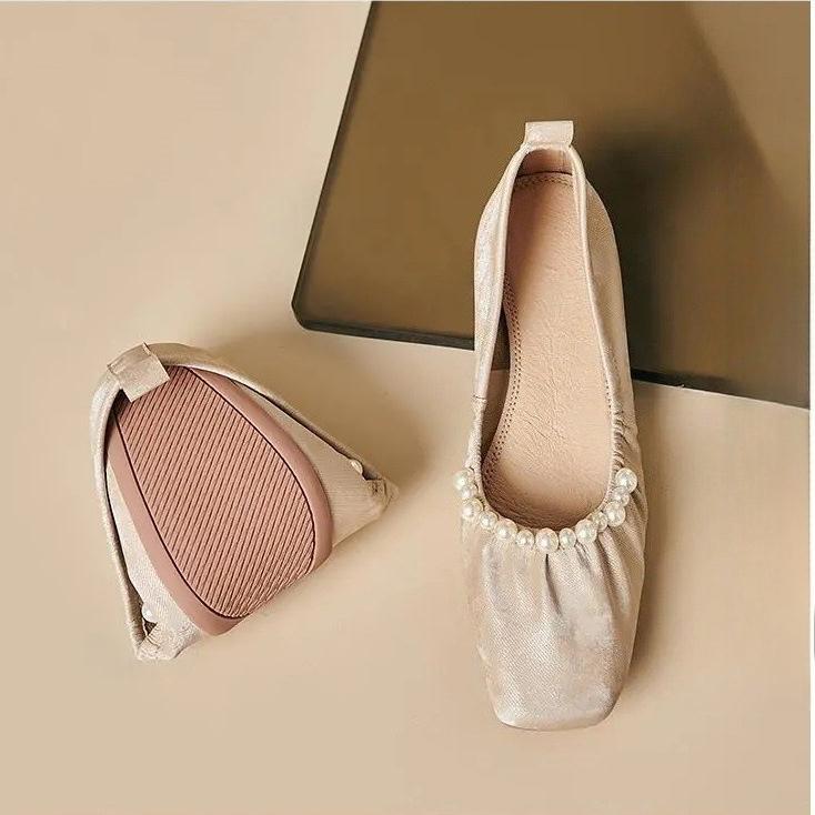 

Модные женские балетки 2025 Лето Новая мода Слипоны Мягкая подошва Уличная повседневная обувь Легкие Удобные Нескользящие Роскошные балетки 35 абрикосовый