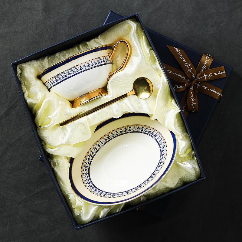 Keramik Kaffeetassen Tassen Untertassen Damen Exquisites Europäisches Design High-End Set Geschenkbox Tassen Britischer leichter Luxus Nachmittagstee Set