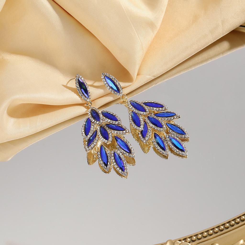 Fashion Glitter Leaf Earrings For Women With Dangle Design In Autumn