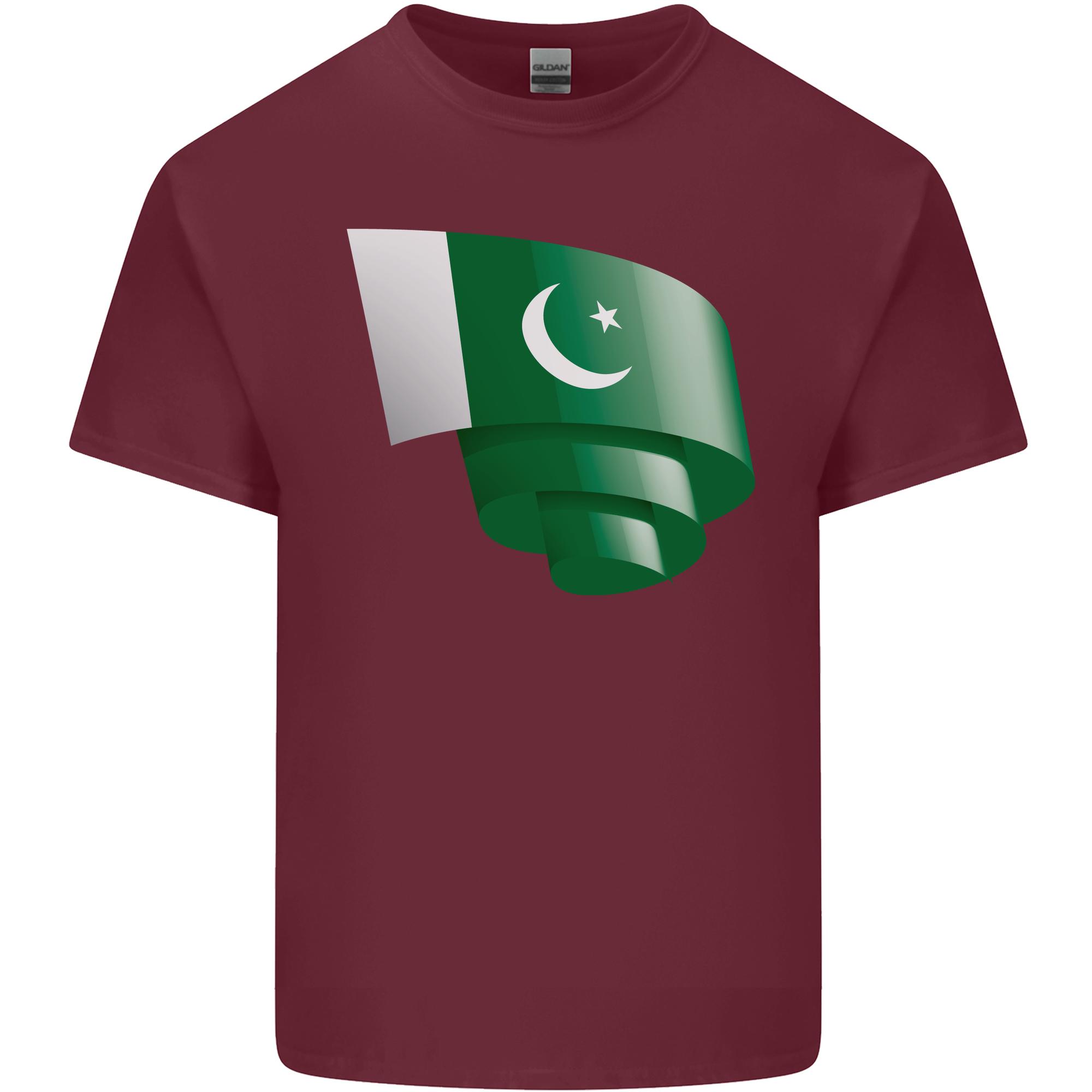 Curled Pakistan Flag Pakistani Day Football Unisexs Light Cotton Tshirt S