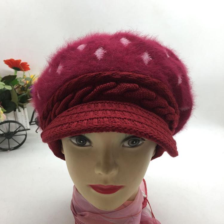 Winter women's knitted hat with thick ear protection duck tongue cotton hat for elderly mothers