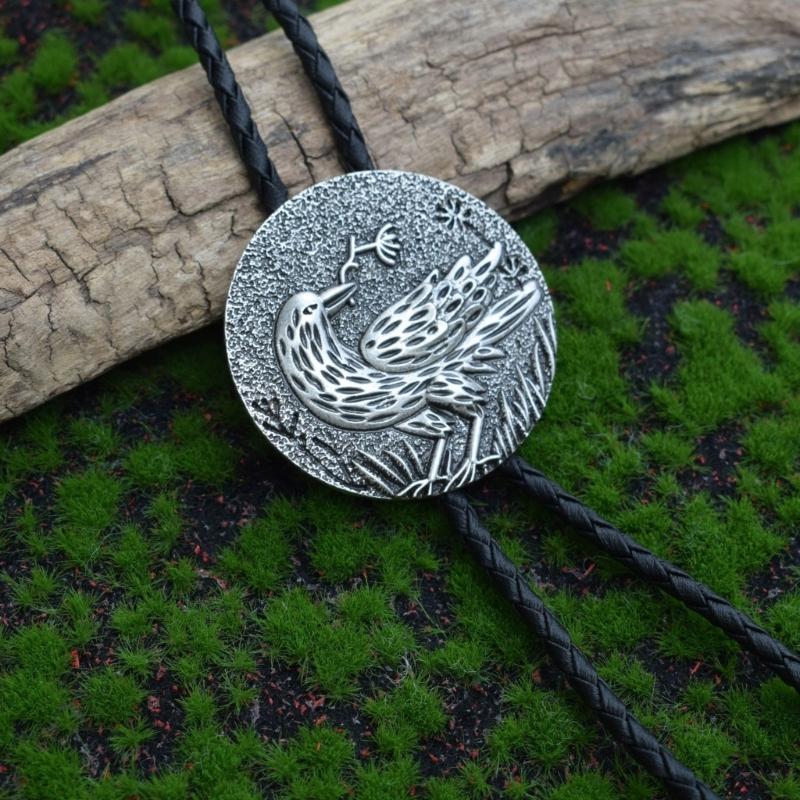 Delicate Bolo Tie for Man Western Cowgirls Metal Necktie Carnivals Costume Jewelery for Adult Teen Western Necklace