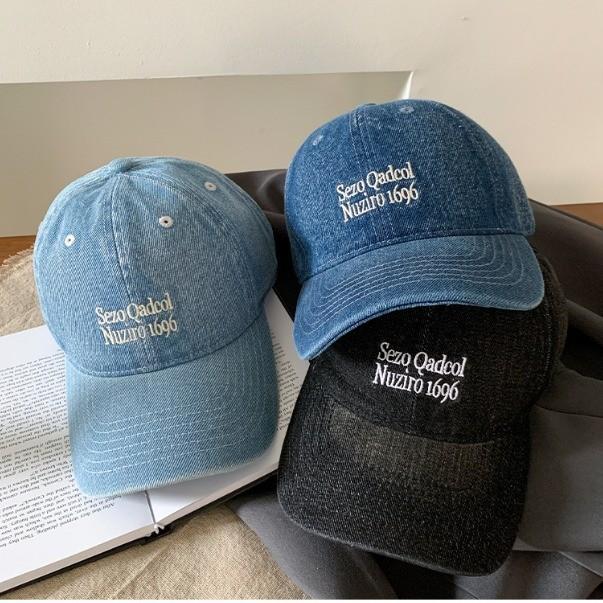 Classic Denim Baseball Cap For Women Men With Adjustable Fit And Wide Brim For Casual Wear