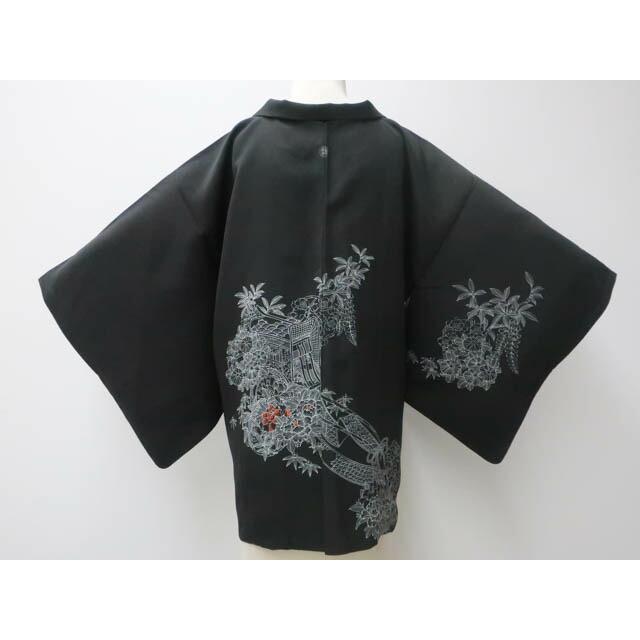Recycled kimono, black haori, sewn crest, picture pattern, flower pattern, haori string sold separately, length approx. 76.5cm, sleeve length