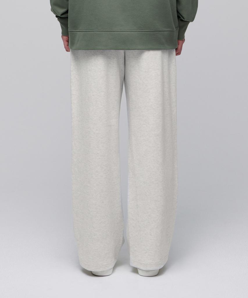 MUSINSA STANDARD Double Knit Two-Tuck Wide Lounge Sweatpants [Oatmeal]