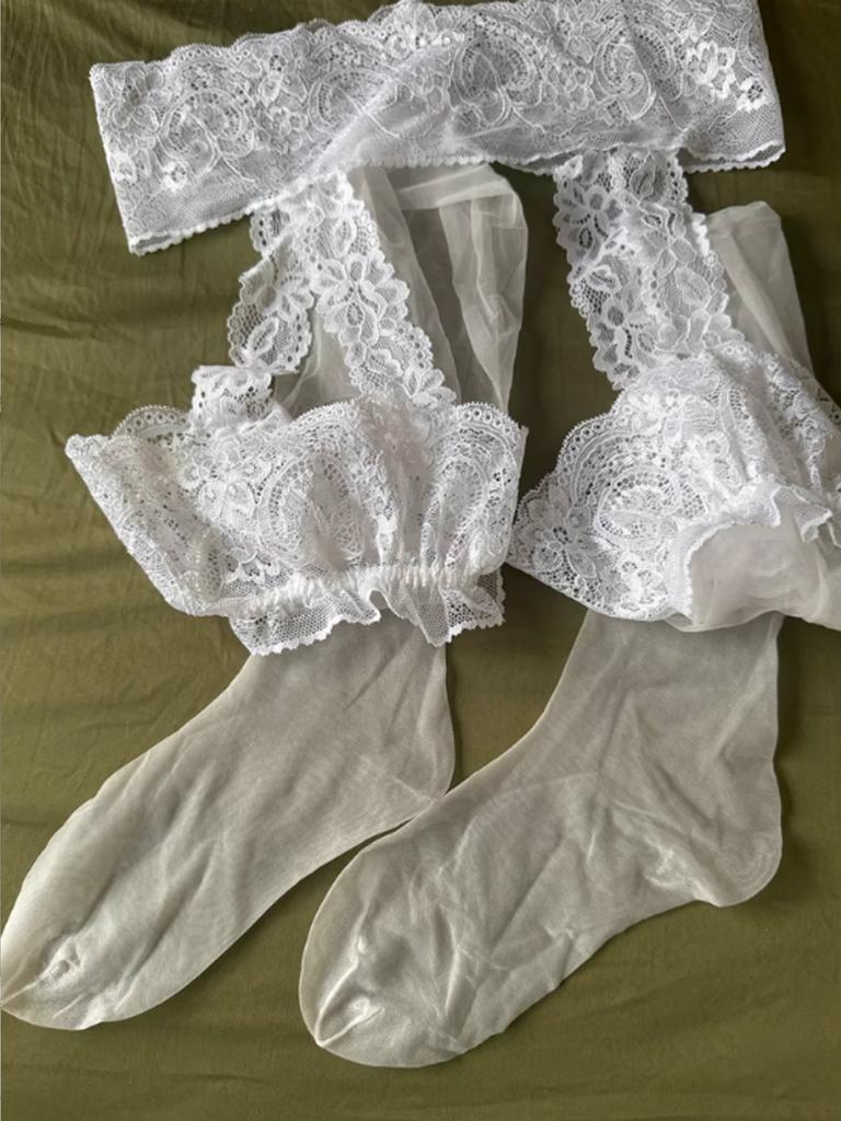 Women'S White Sheer Thigh High Stockings With Lace Garter Belt, Sexy Edgy Hosiery For Nightclub & Party Outfits