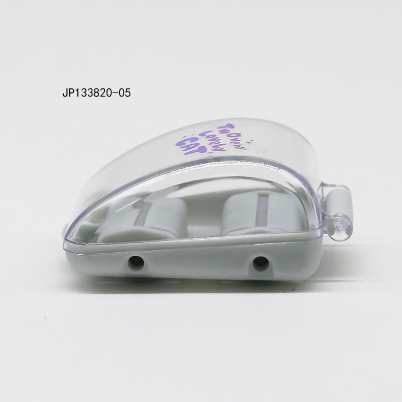 1 Piece Cute Eraser Manual Desktop Sweeper Mini Eraser Crumb Collectors Portable Desktop Vacuum Cleaner Students Gif