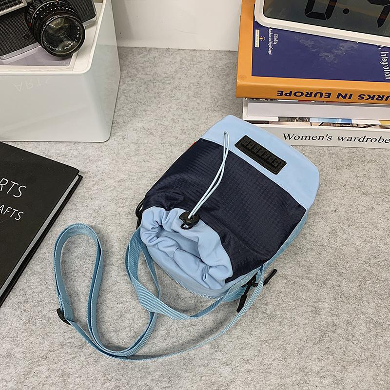 

Xia dopamine water cup bag, small and lightweight tooling, messenger travel trendy brand outdoor sports mobile phone bag синий