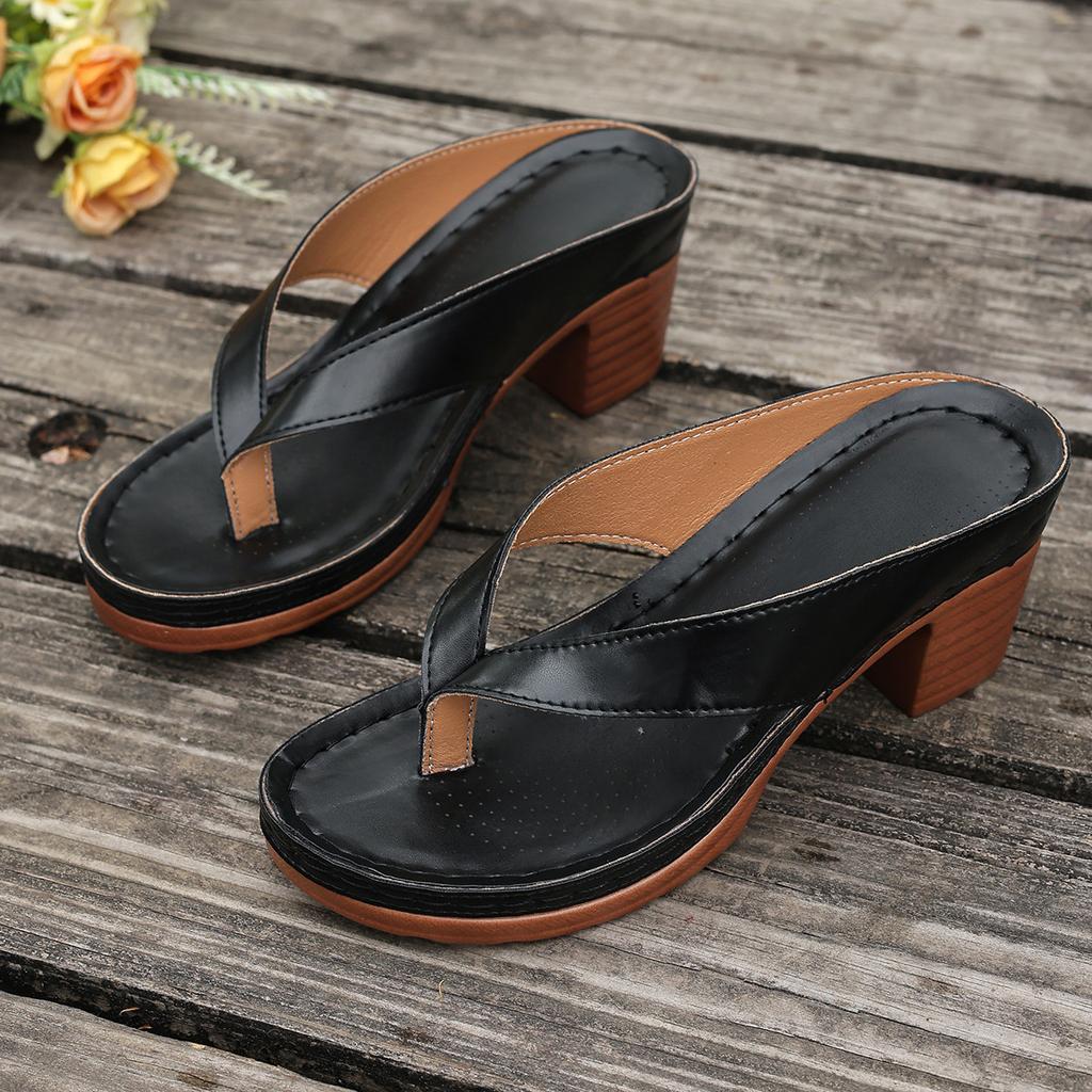 Summer new European and American large size pinch foot thick high heel cool slippers beach sandals