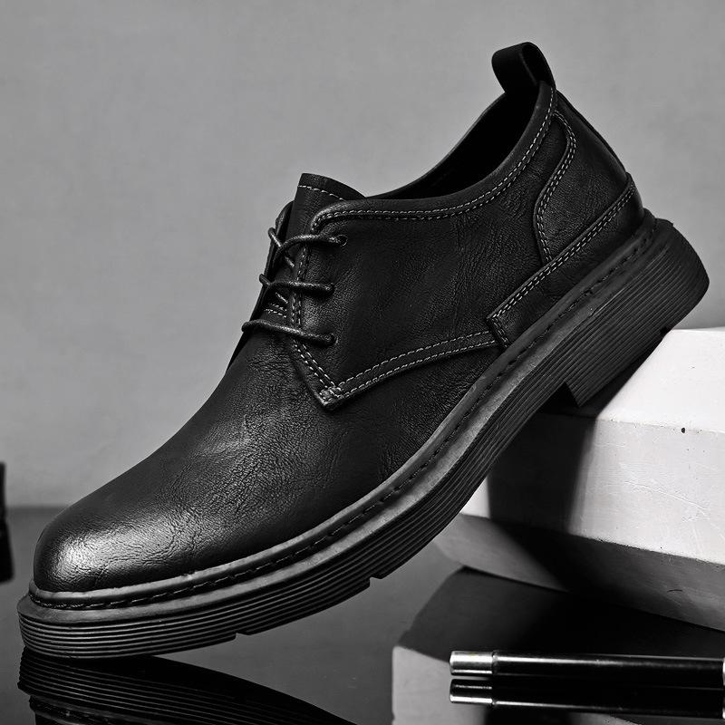 Dress Men s Leather Boots Autumn New Medium Help Cowhide Tooling Boots Casual Martin Boots Large Size Chelsea Leather Boots 38 чёрный