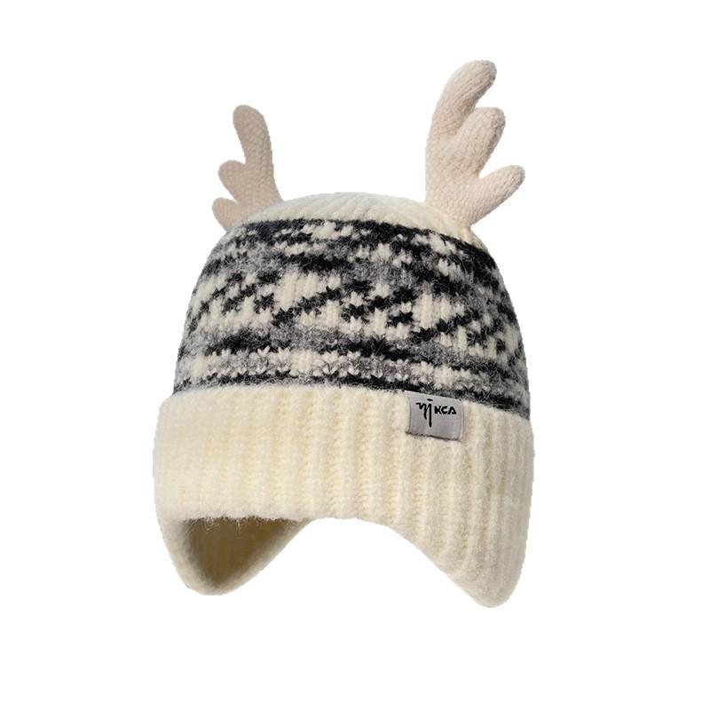 Thick and Warm Ear-protecting Hats for Autumn and Winter Small and Cold Proof Headwear and Cold Hats That Make The Face Look Good