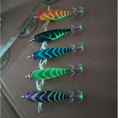 Shrimp 55mm 5.2g Cuttlefish Squid Lure Horizontal Glow Wood Shrimp Lure Hard Bait Sea Fishing Bait Night Fishing