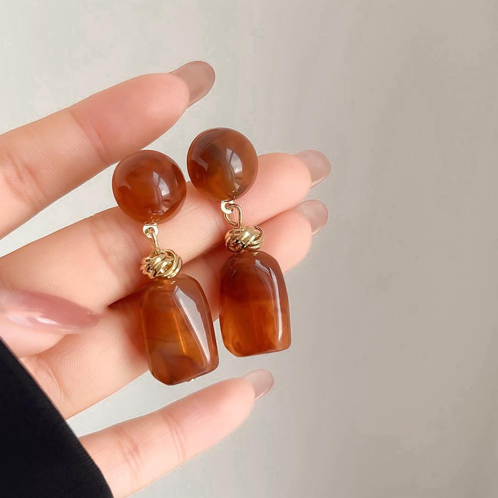 Silver Needle Maillard Four-leaf Clover Stud Earrings Hong Kong Style Retro Temperament Commuter Earrings